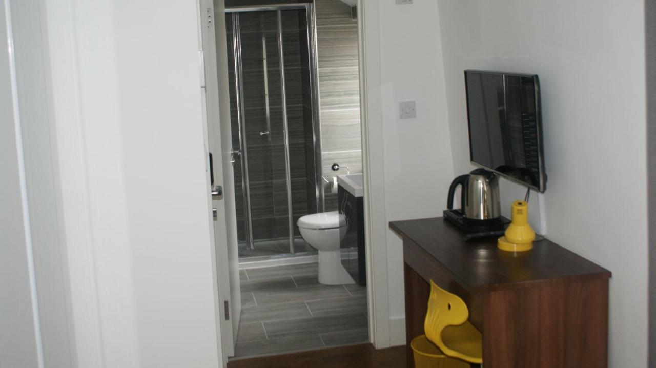 Titiwangsa One Accomodation At Paddington Londres Extérieur photo
