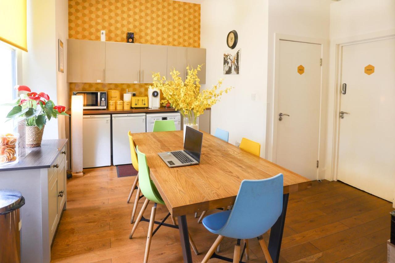 Titiwangsa One Accomodation At Paddington Londres Extérieur photo