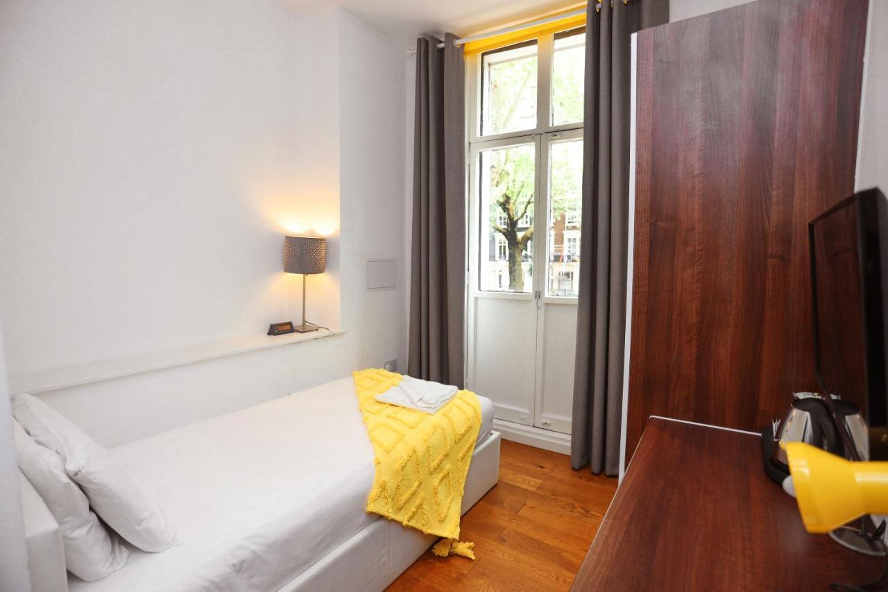 Titiwangsa One Accomodation At Paddington Londres Extérieur photo