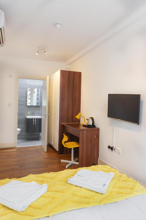 Titiwangsa One Accomodation At Paddington Londres Extérieur photo